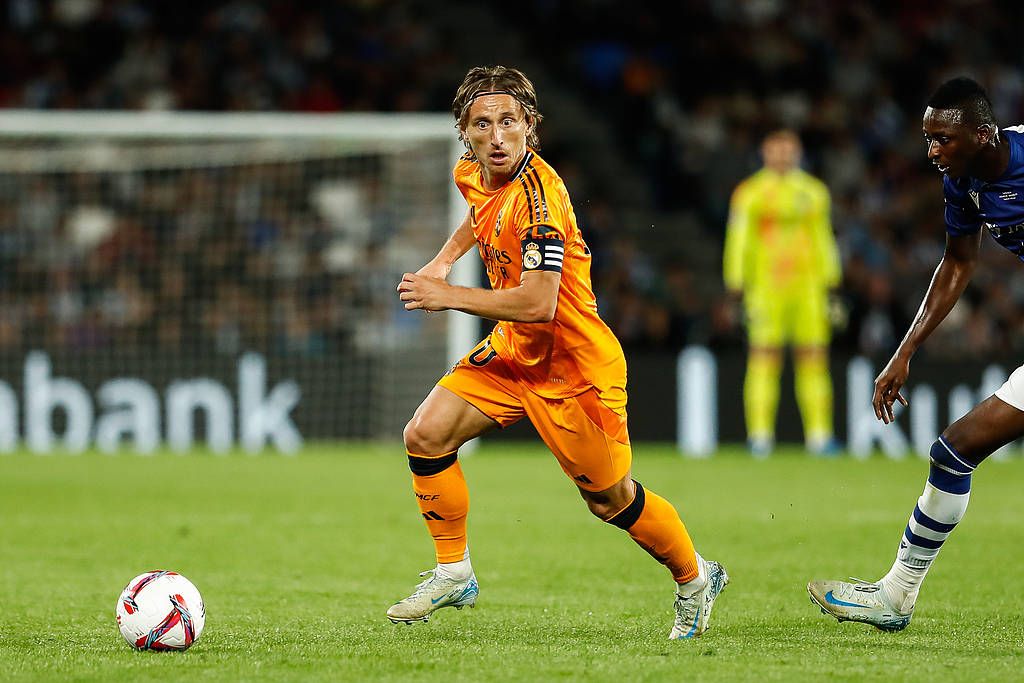 米乐体育平台官网-皇马客场胜利，保持稳定表现