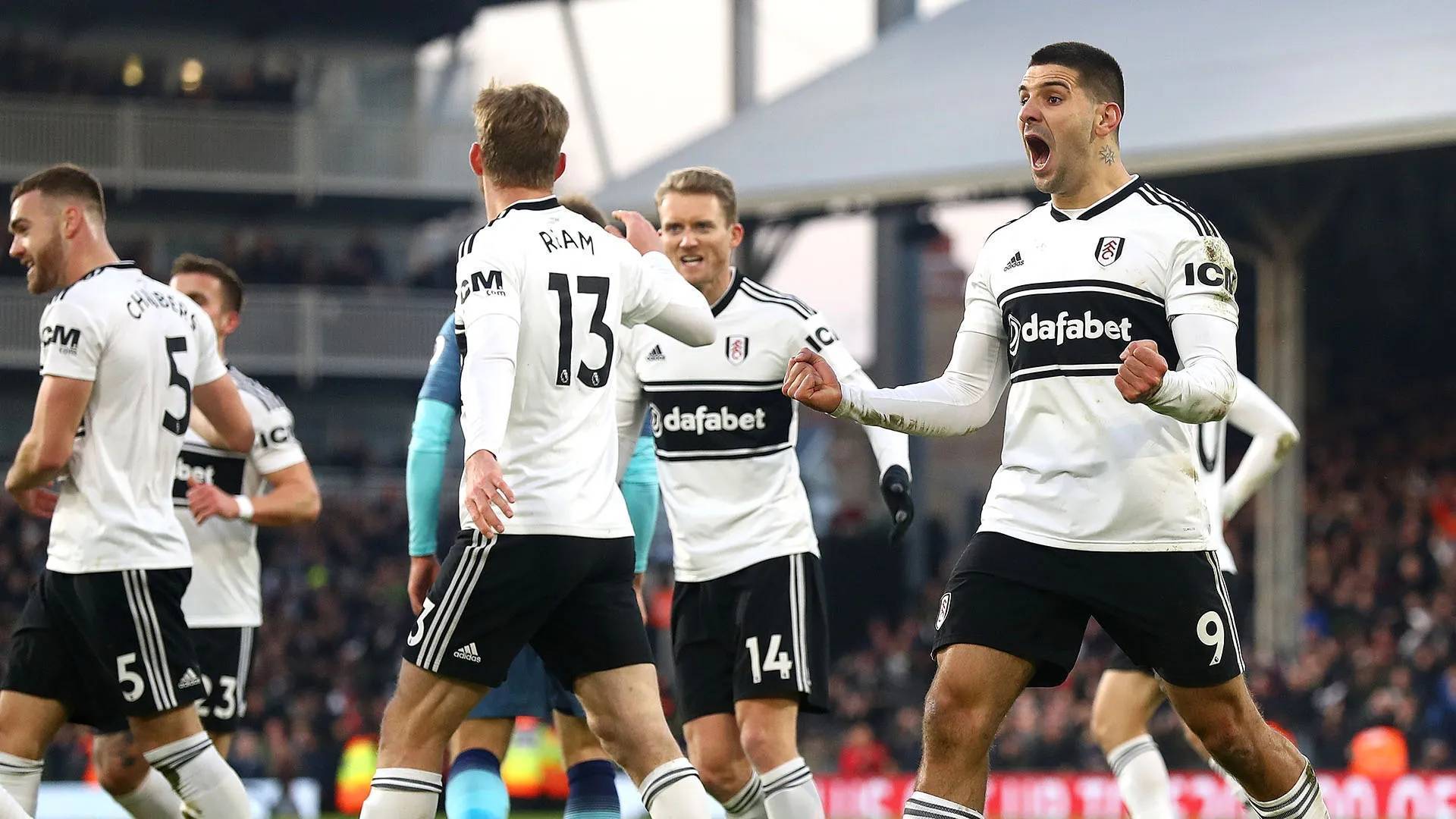 米乐体育m6官网-斯图加特在比赛中取得了令人震惊的胜利，逆转形势